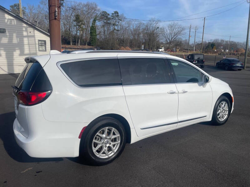2020 Chrysler Pacifica Touring L