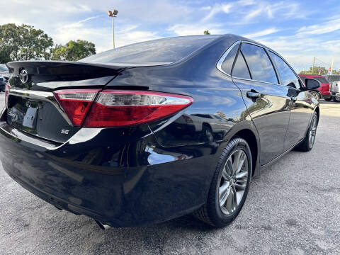 2017 Toyota Camry SE