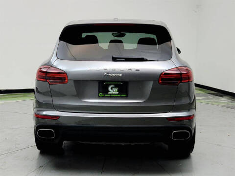 2016 Porsche Cayenne