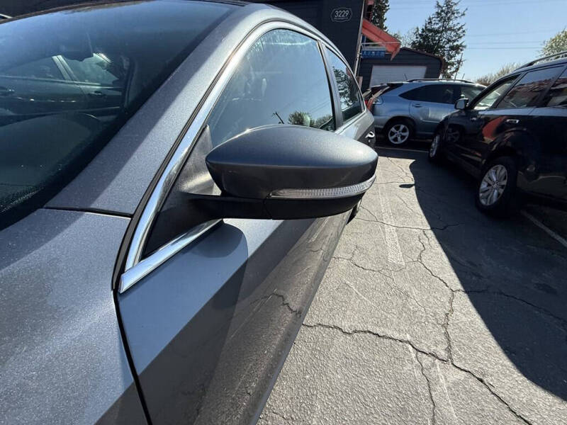 2013 Volkswagen Passat