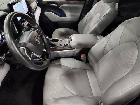 2022 Toyota Highlander Limited