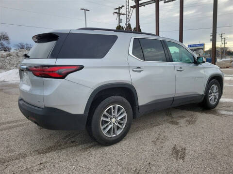 2022 Chevrolet Traverse LT Cloth