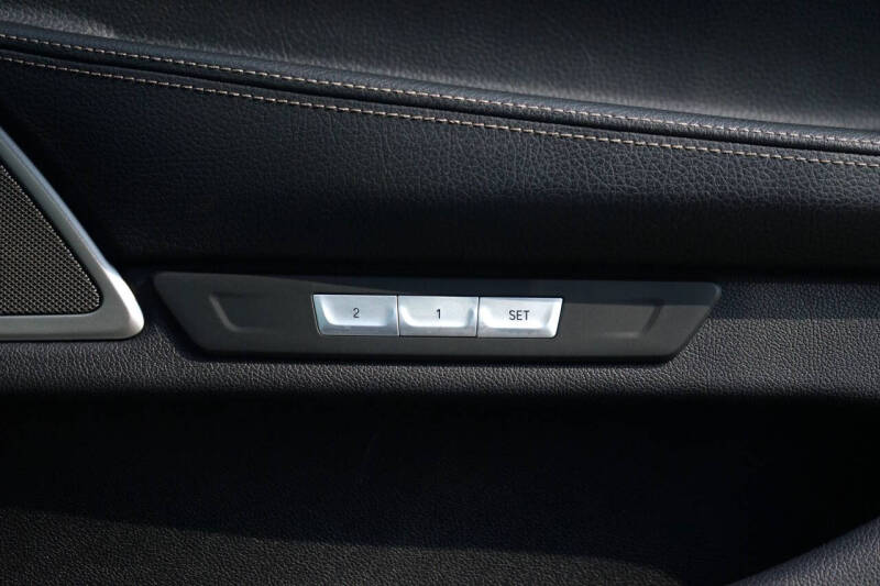 2018 BMW 7 Series 740i