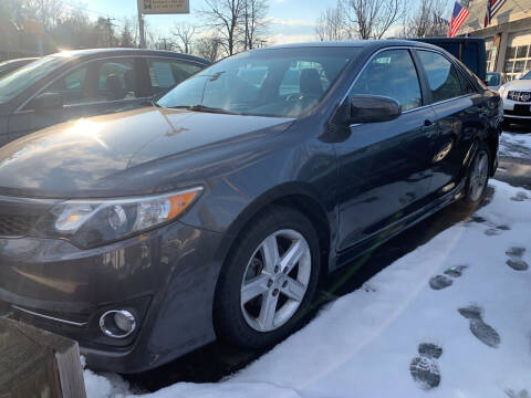 2014 Toyota Camry for sale at CAR CORNER RETAIL SALES in Manchester CT