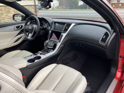 2017 Infiniti Q60 Red Sport 400