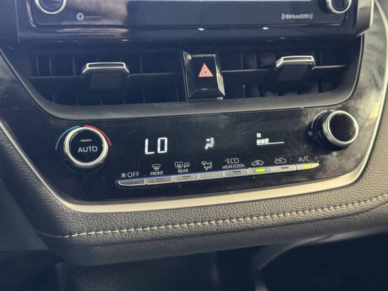 2020 Toyota Corolla Hatchback SE