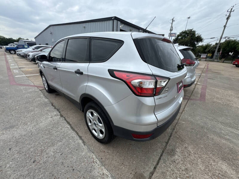 2018 Ford Escape S