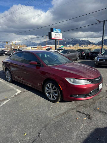 2017 Chrysler 200