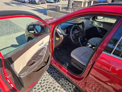 2018 Hyundai Santa Fe SE