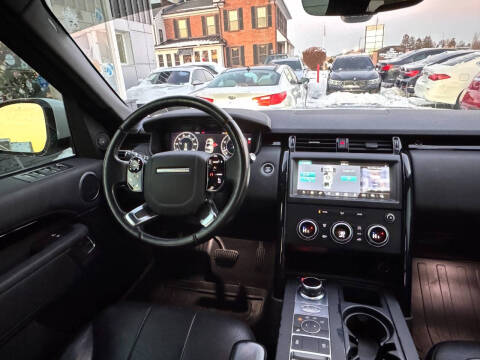 2020 Land Rover Discovery SE