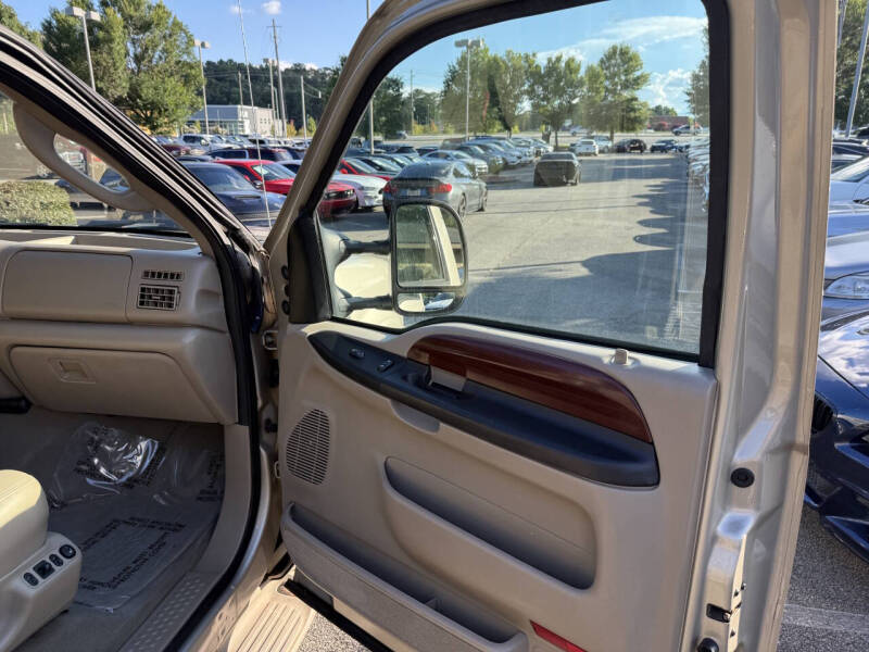 2005 Ford Excursion Limited