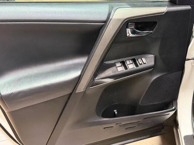 2016 Toyota RAV4 SE