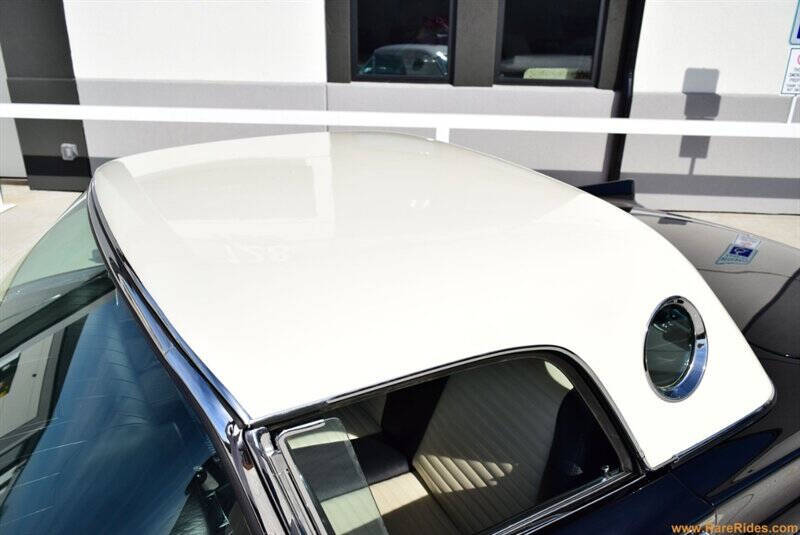 1957 Ford Thunderbird