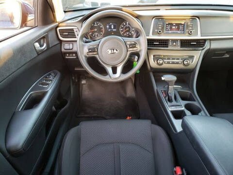 2017 Kia Optima LX