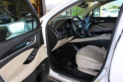 2020 Buick Enclave Essence