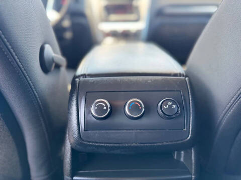 2016 GMC Acadia SLE-1