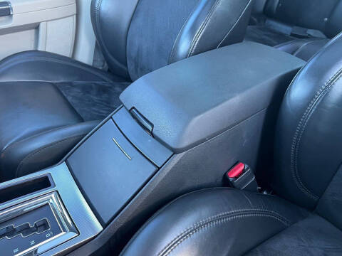 2006 Chrysler 300 SRT-8