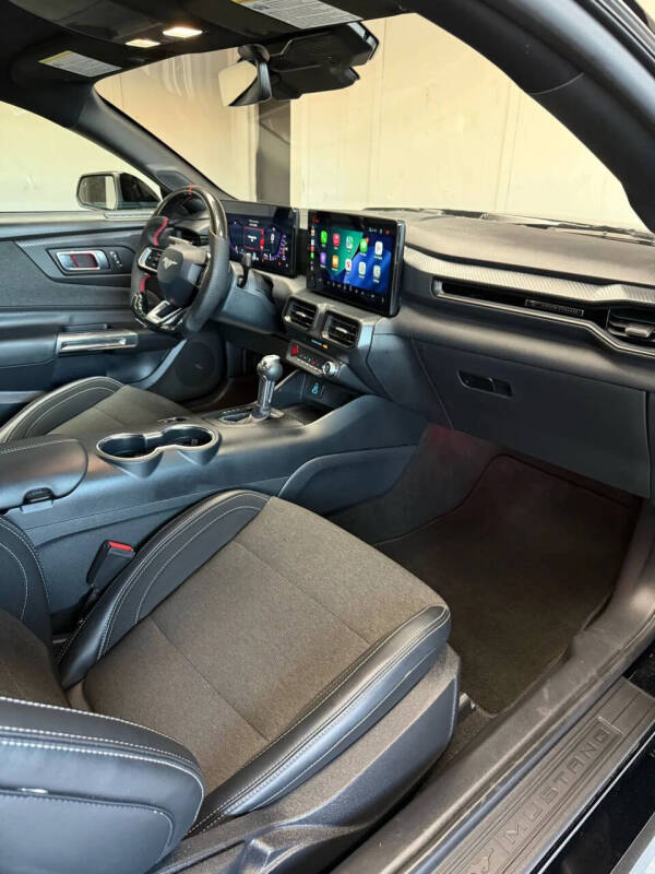2025 Ford Mustang
