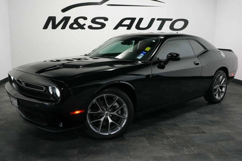 2021 Dodge Challenger SXT