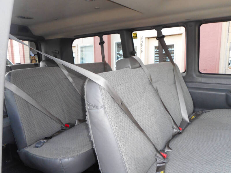 2017 Chevrolet Express LT 3500