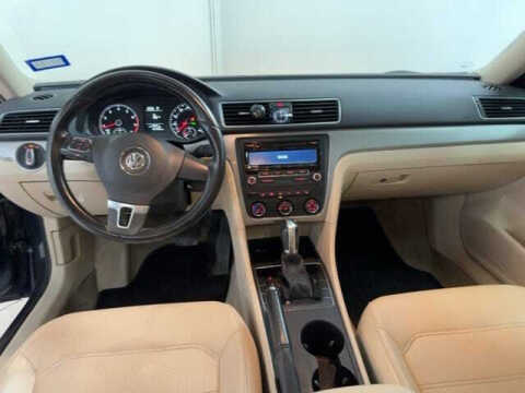 2014 Volkswagen Passat