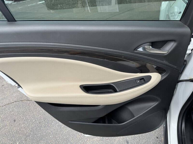 2019 Buick Envision Essence