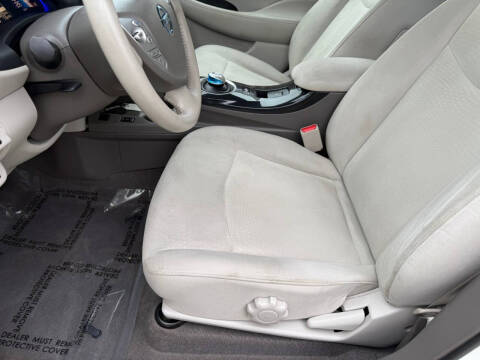 2012 Nissan LEAF SL