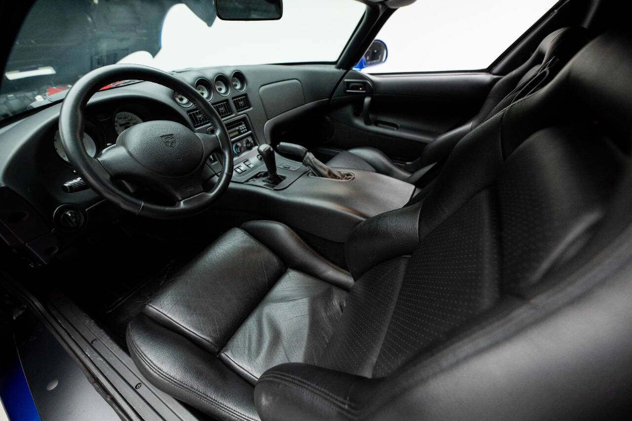 1997 Dodge Viper 79