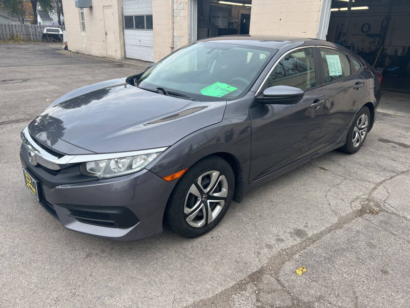 2017 Honda Civic for sale at PAPERLAND MOTORS in Green Bay WI