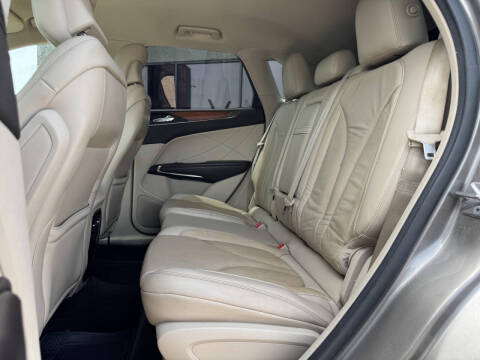 2017 Lincoln MKC Select