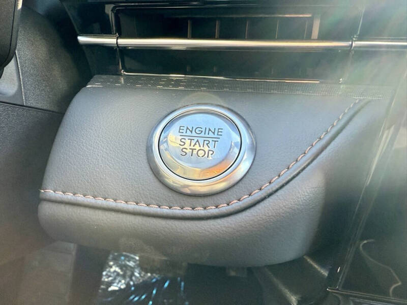 2025 Lincoln Nautilus Hybrid Premiere