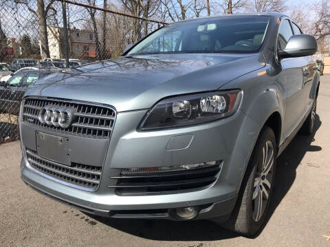 2009 Audi Q7 for sale at MAGIC AUTO SALES in Little Ferry NJ