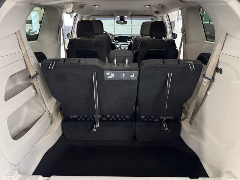 2017 Chrysler Pacifica Touring