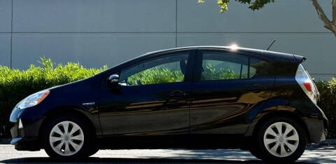2014 Toyota Prius c Three