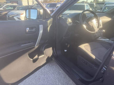 2013 Nissan Rogue SV