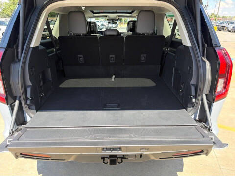 2027 Ford Expedition MAX Active