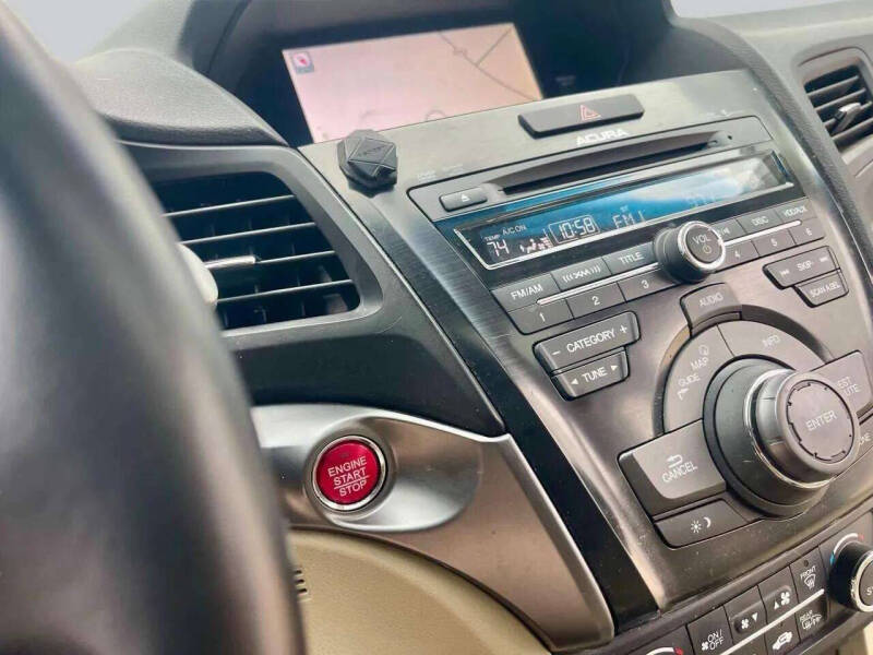 2014 Acura ILX 2.0L w/Tech