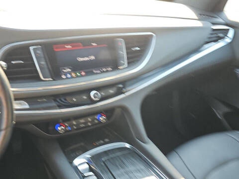 2023 Buick Enclave Premium