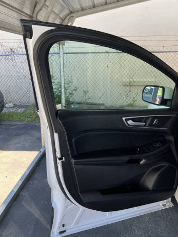 2017 Ford Edge SEL