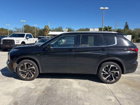 2024 Mitsubishi Outlander SEL Black Edition