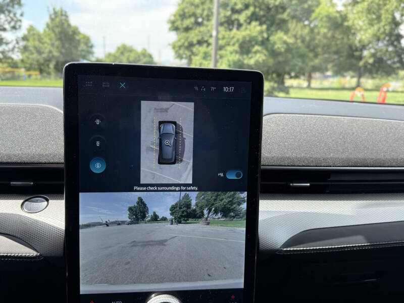 2021 Ford Mustang Mach-E Select