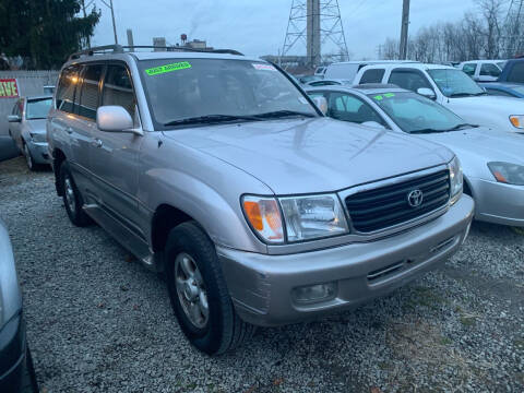 2000 Toyota Land Cruiser for sale at Trocci's Auto Sales in West Pittsburg PA