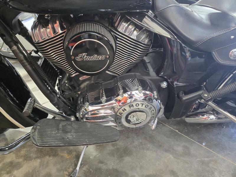 2017 Indian Chiefton