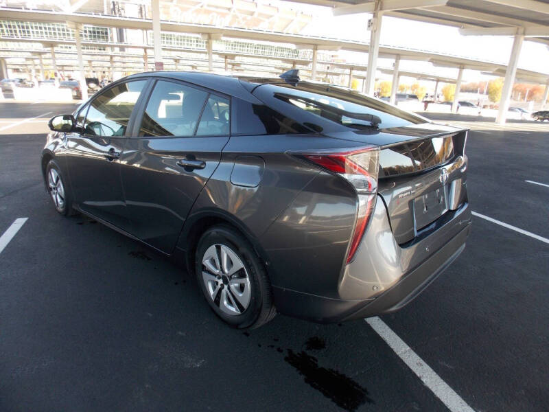 2018 Toyota Prius Three