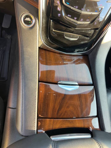 2017 Cadillac Escalade Premium Luxury