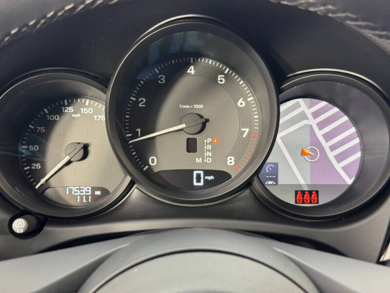 2023 Porsche Macan