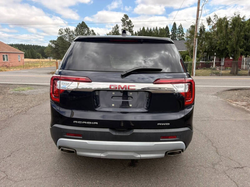 2022 GMC Acadia SLE