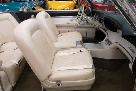 1962 Ford Thunderbird