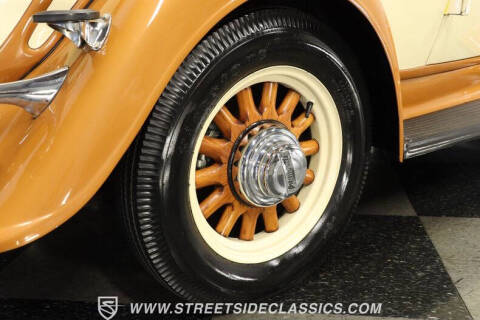 1933 Plymouth Model PD