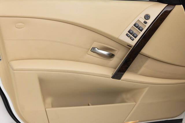 2004 BMW 5 Series 545i